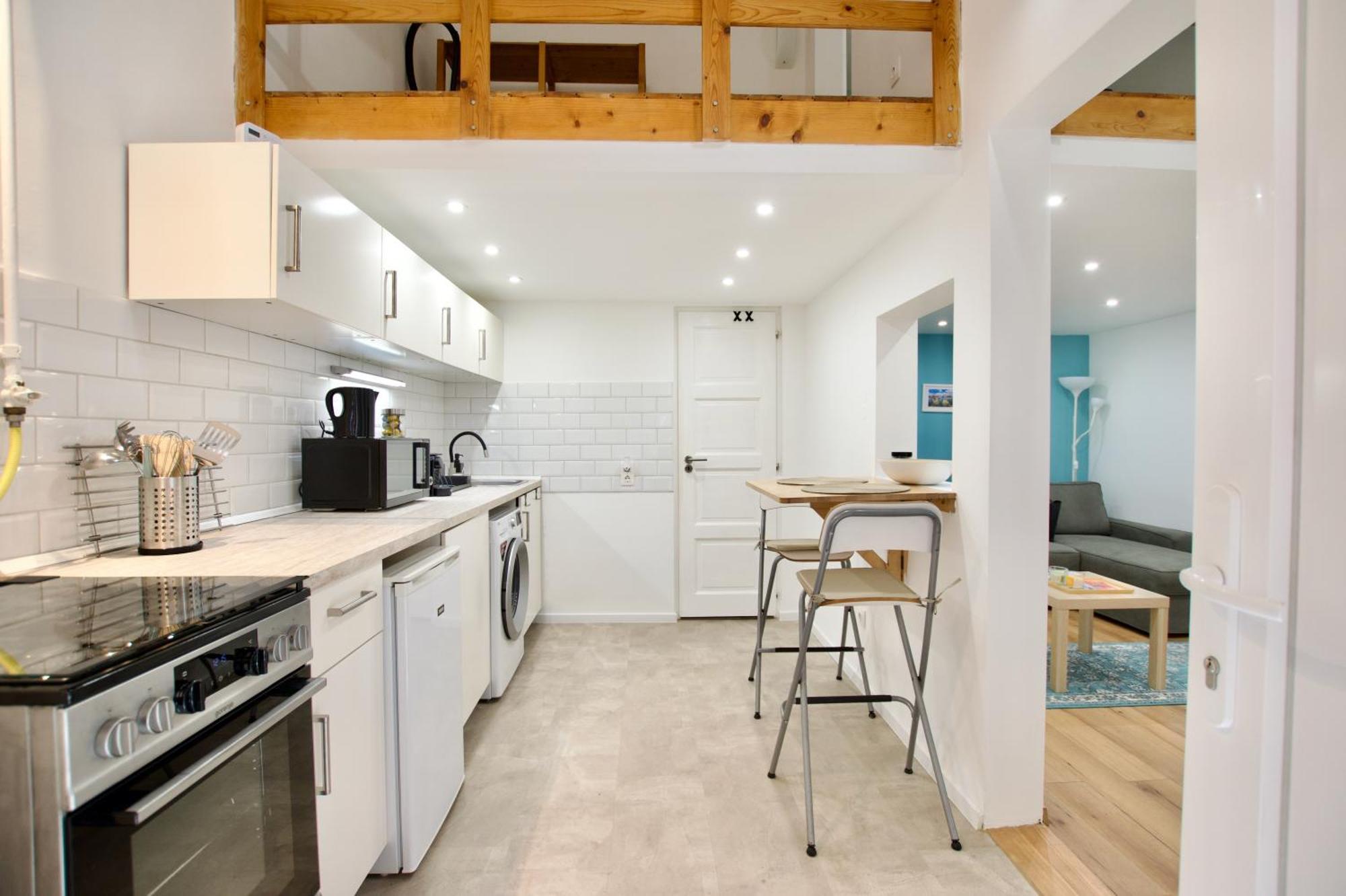 Standard By Hi5- Hunyadi Square * Budapest